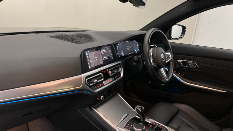 BMW 3 Series 330e M Sport 4dr Step Auto Saloon